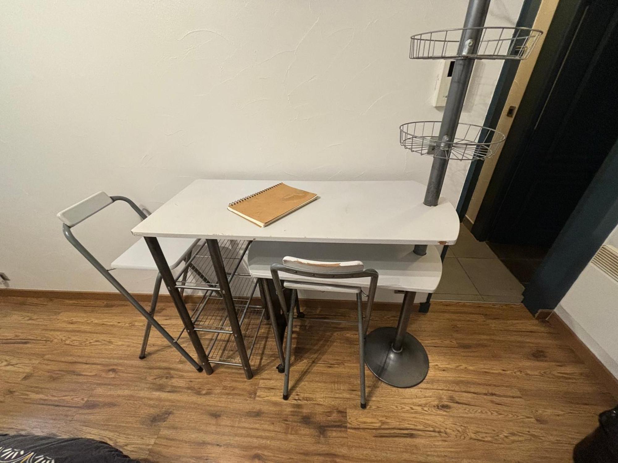 studio - baignoire - prêt de vtt - lave linge Le Puy-en-Velay Esterno foto